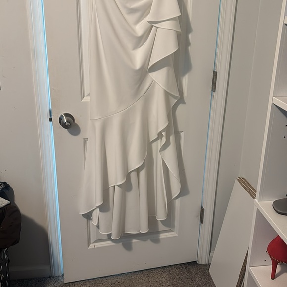 Betsy Adam Asymmetrical Sheath Dress V-neck Sleeveless - Picture 2 of 9